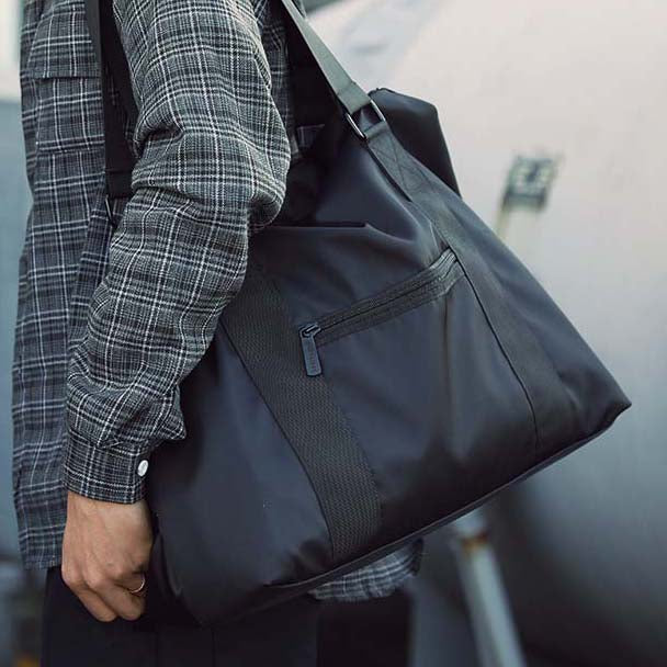 Men's Large-Capacity Travel Duffel Bag